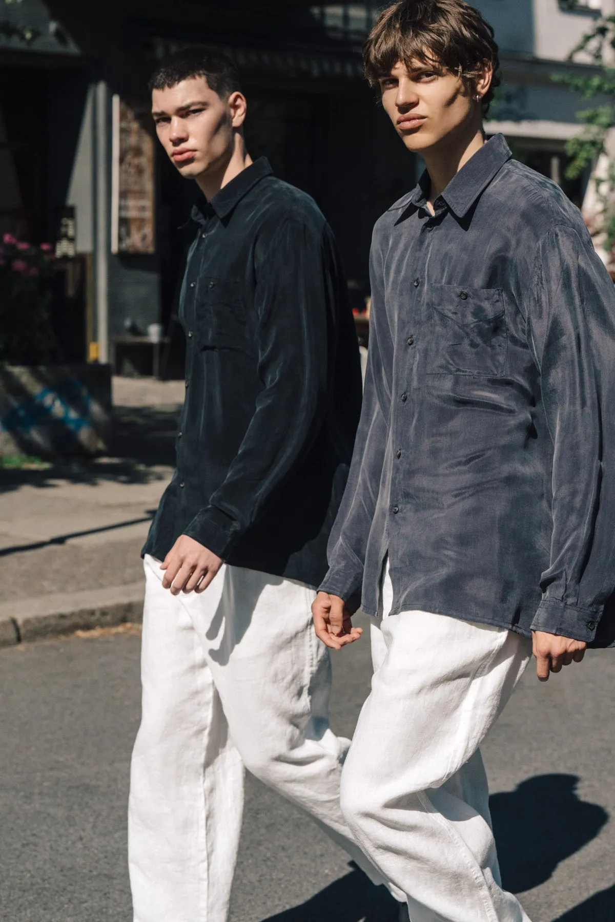 06/ 90's Vegan Silk Shirt Charcoal