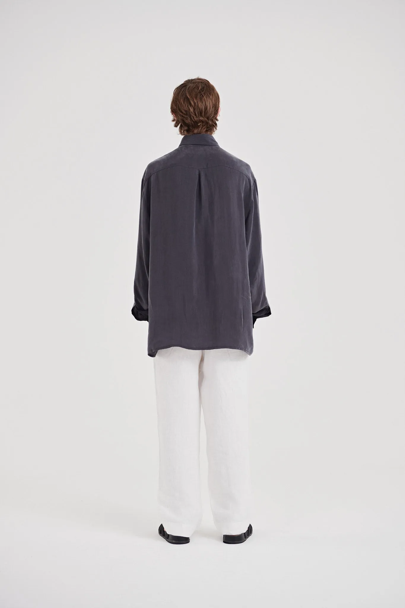 06/ 90's Vegan Silk Shirt Charcoal