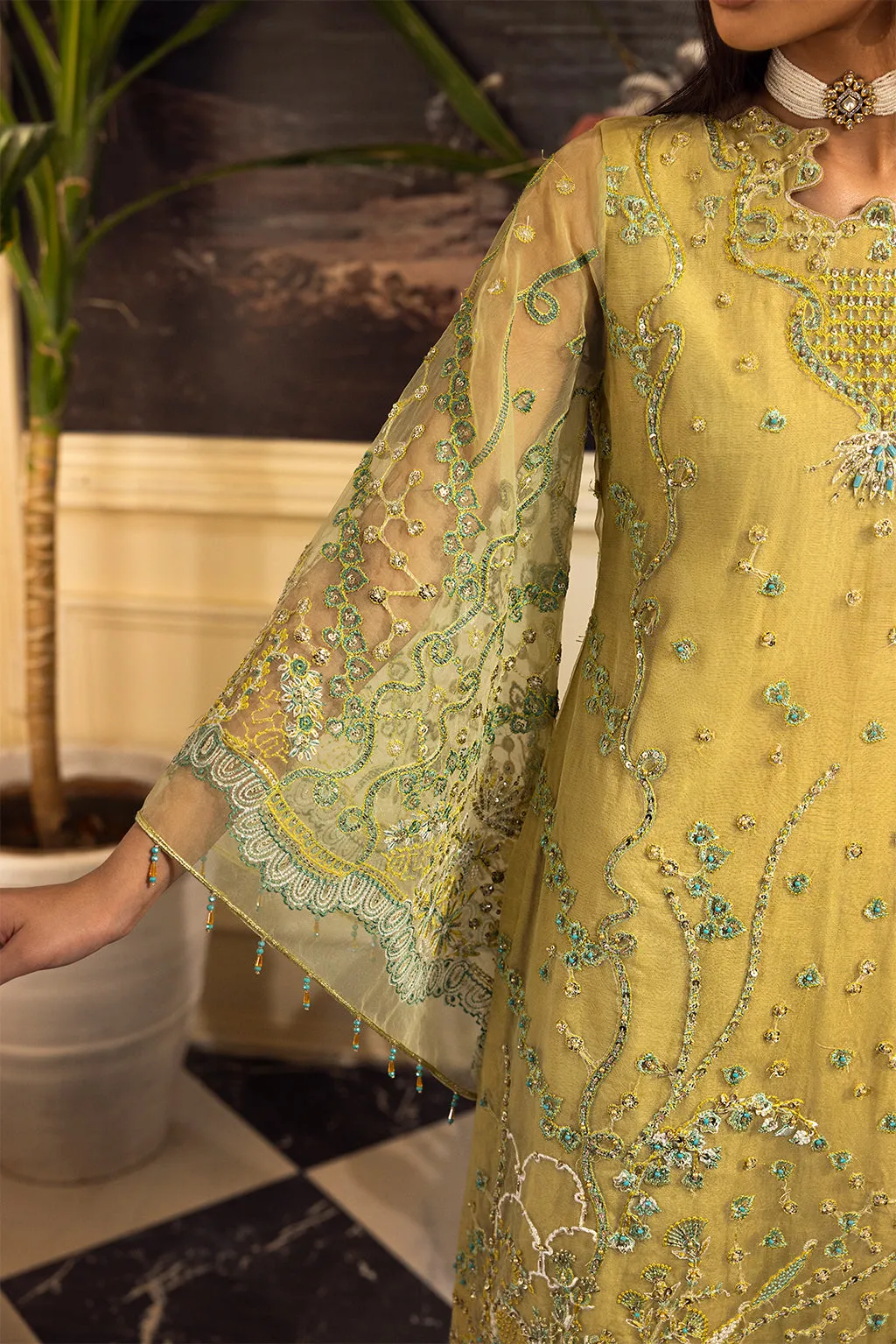 Emaan Adeel Stitched 3 Piece Luxury Prets Collection'2023-LP-03 Mirage