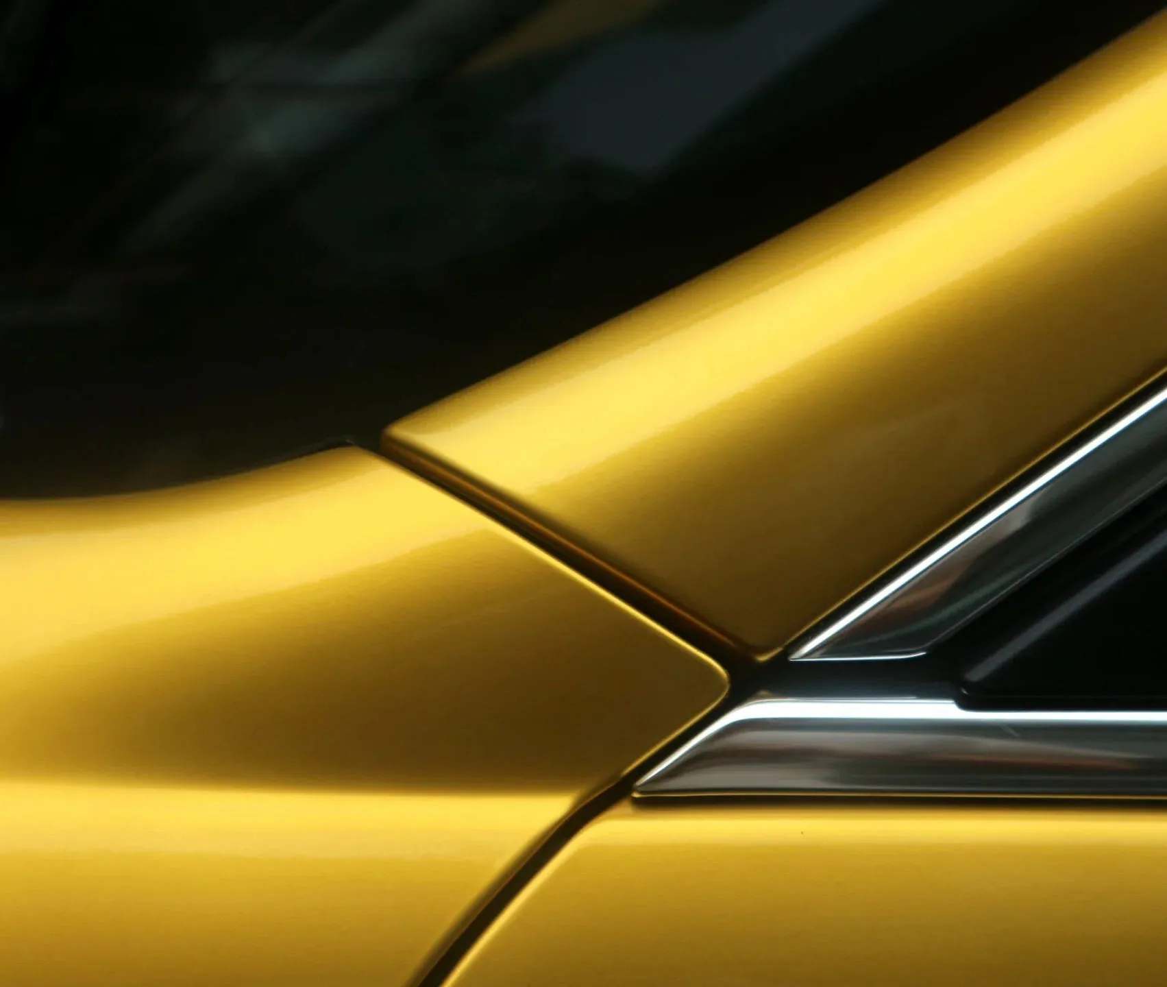 Gloss Metallic Amber Gold Car Wrap
