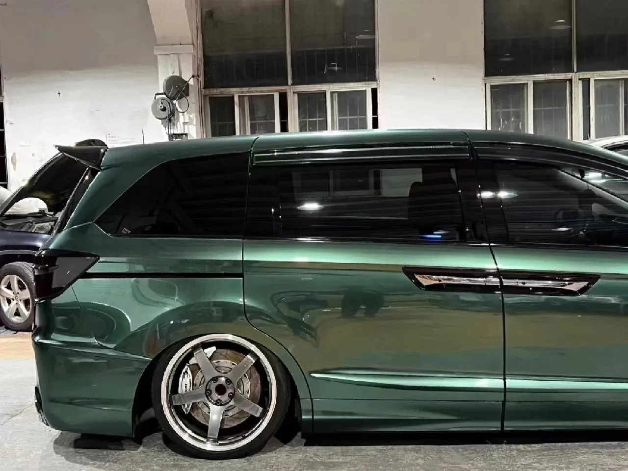 Gloss Metallic Forest Green Car Wrap