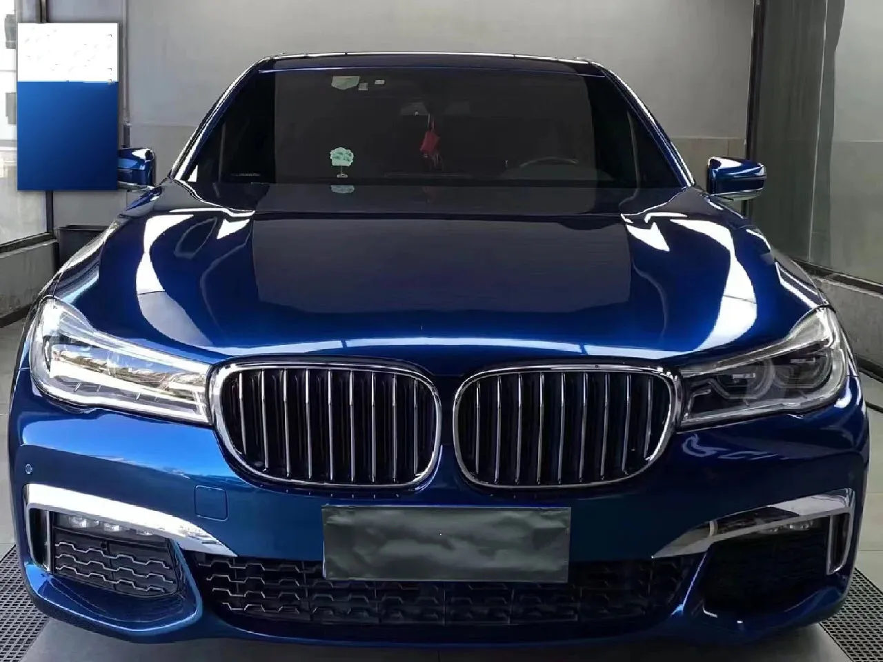 Gloss Metallic Indigo Blue Vinyl Wrap