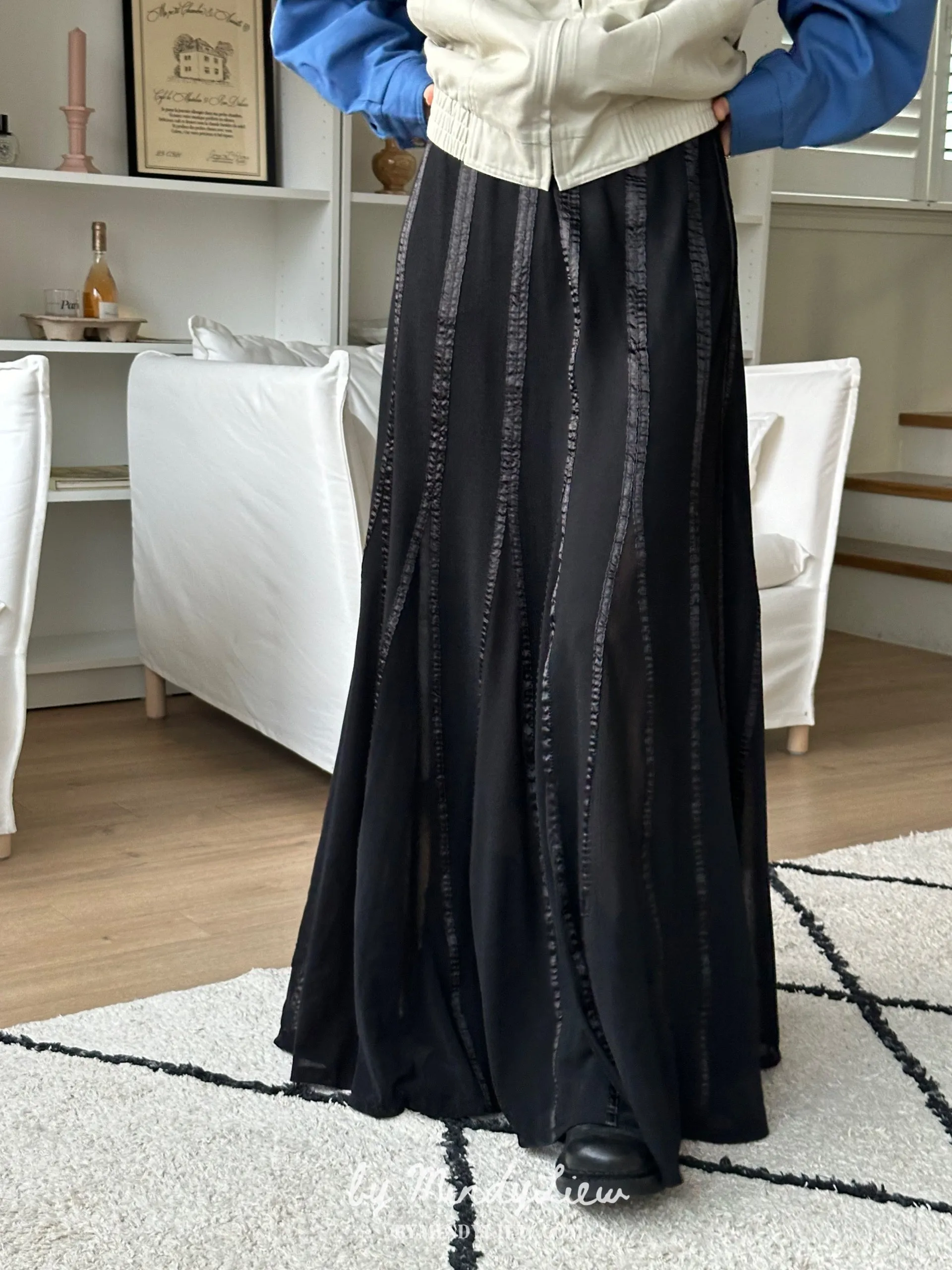 ML24916 Gauze Black Skirt