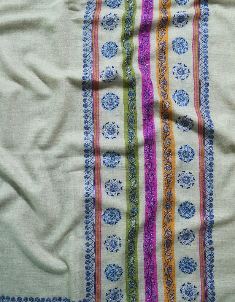 Natural Pashmina Shawl In Sozni 5932